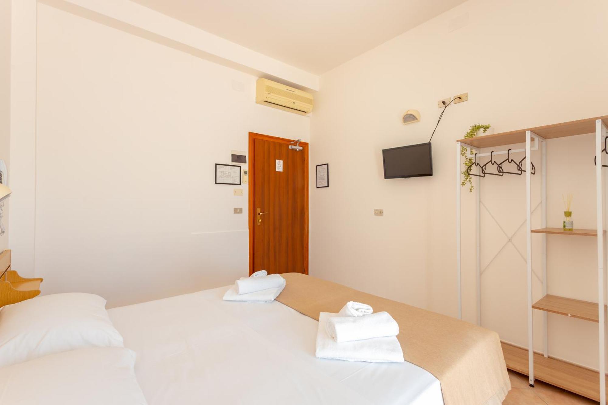 Hotel Katina Rimini Ngoại thất bức ảnh