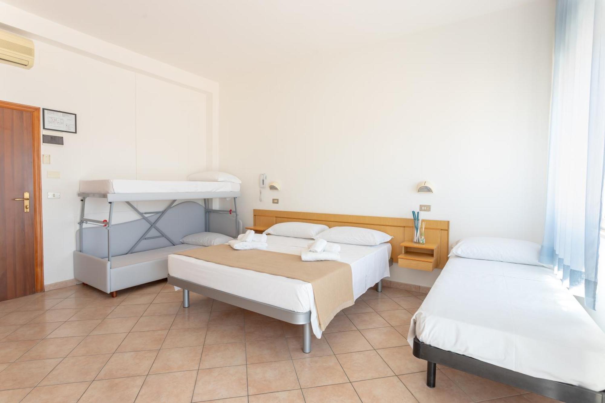 Hotel Katina Rimini Ngoại thất bức ảnh
